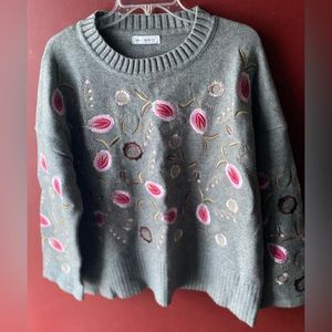 Floryday Gray and Pink Floral Embroidered Sweater Size S